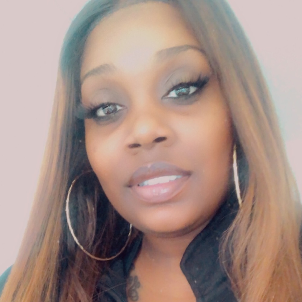 Meet your Posher, S'imone